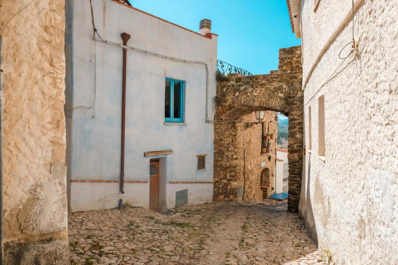 Bilocale Con Vista Mare E Terrazza Panoramica Ammentos Posada Екстериор снимка